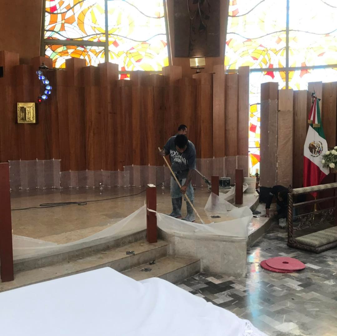 Continúan las labores de mantenimiento de nuestro Santuario